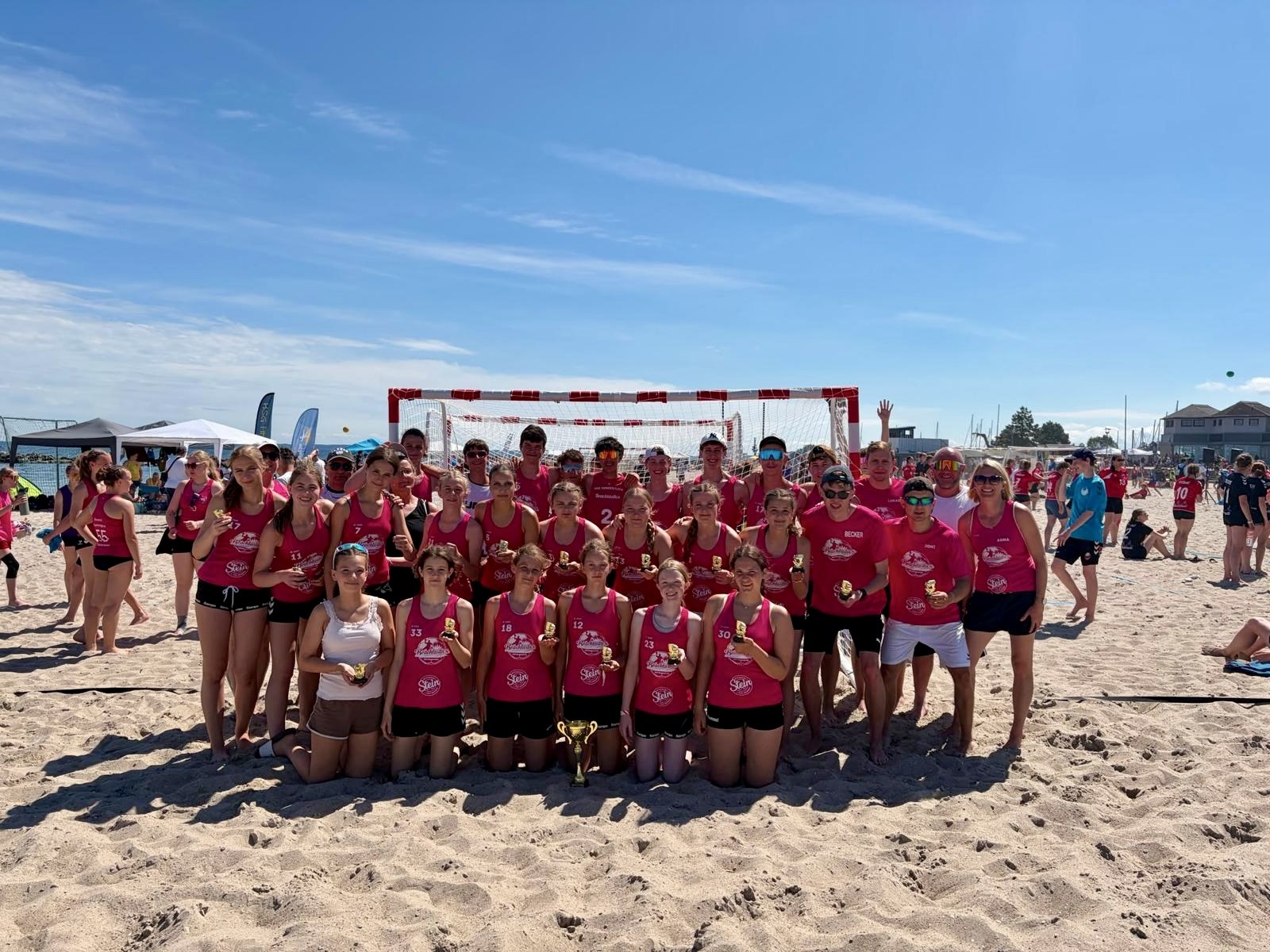 HuLi’s goes Beachhandball